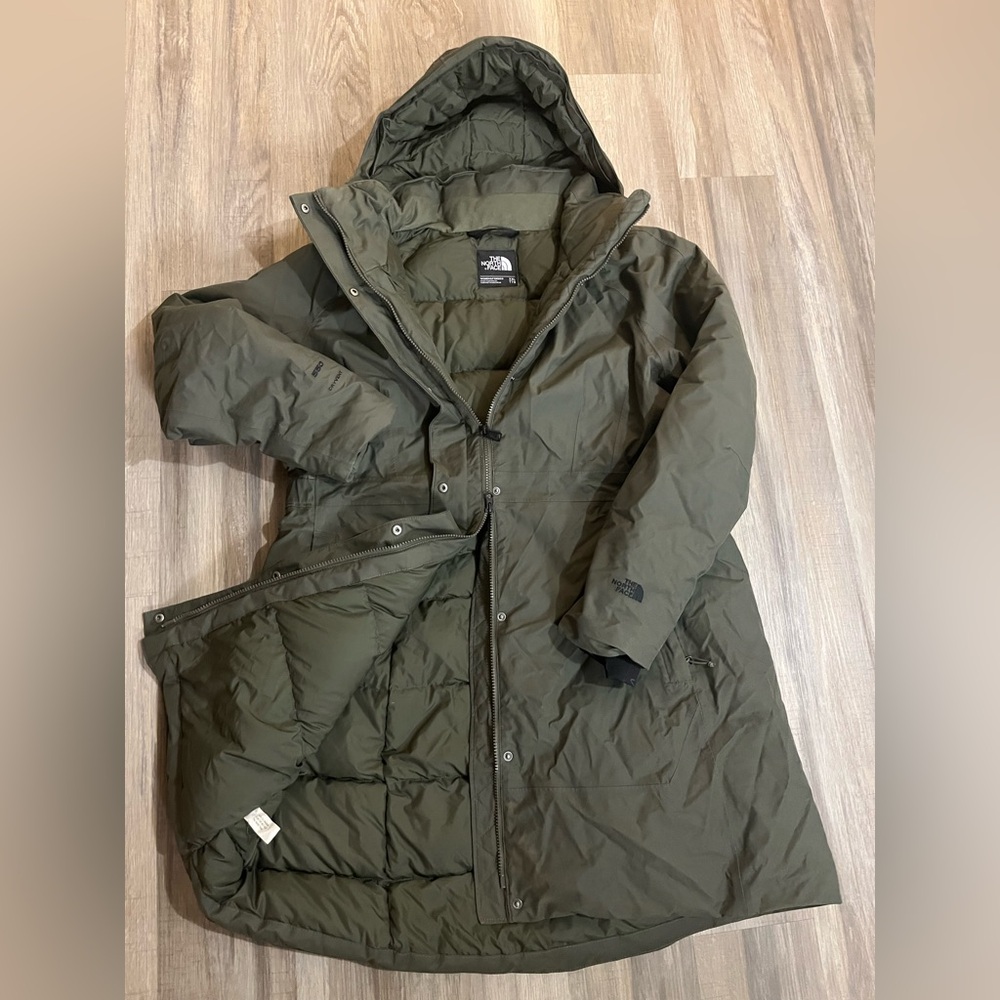 The North Face Women’s Size XXL Arctic Parka- Olive Green EXCELLENT CONDITION